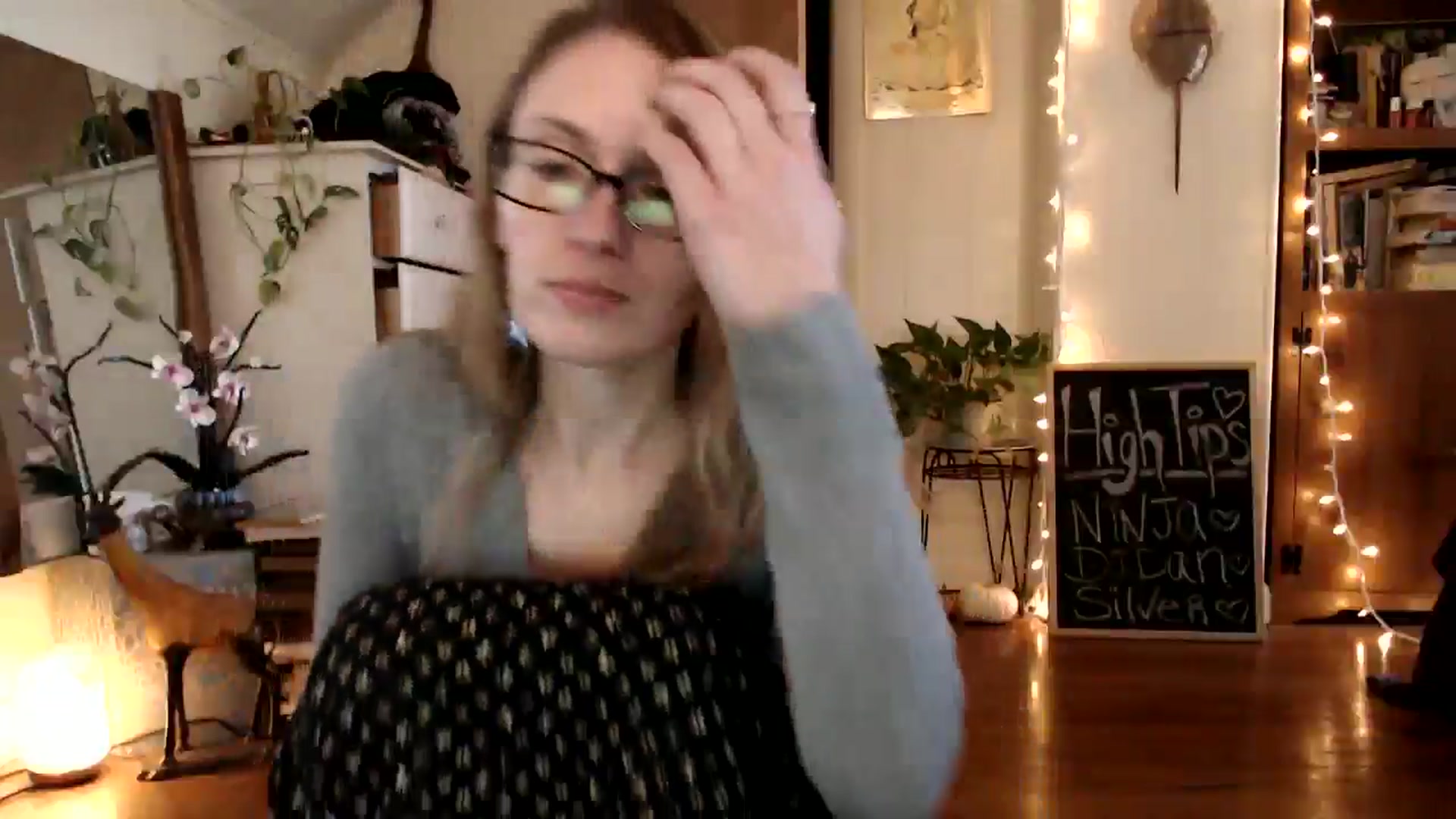 Gallery image thumbnail from WildflowerEm's myfreecams stream on, 11/22/2024, 18:34 image 12 of 20