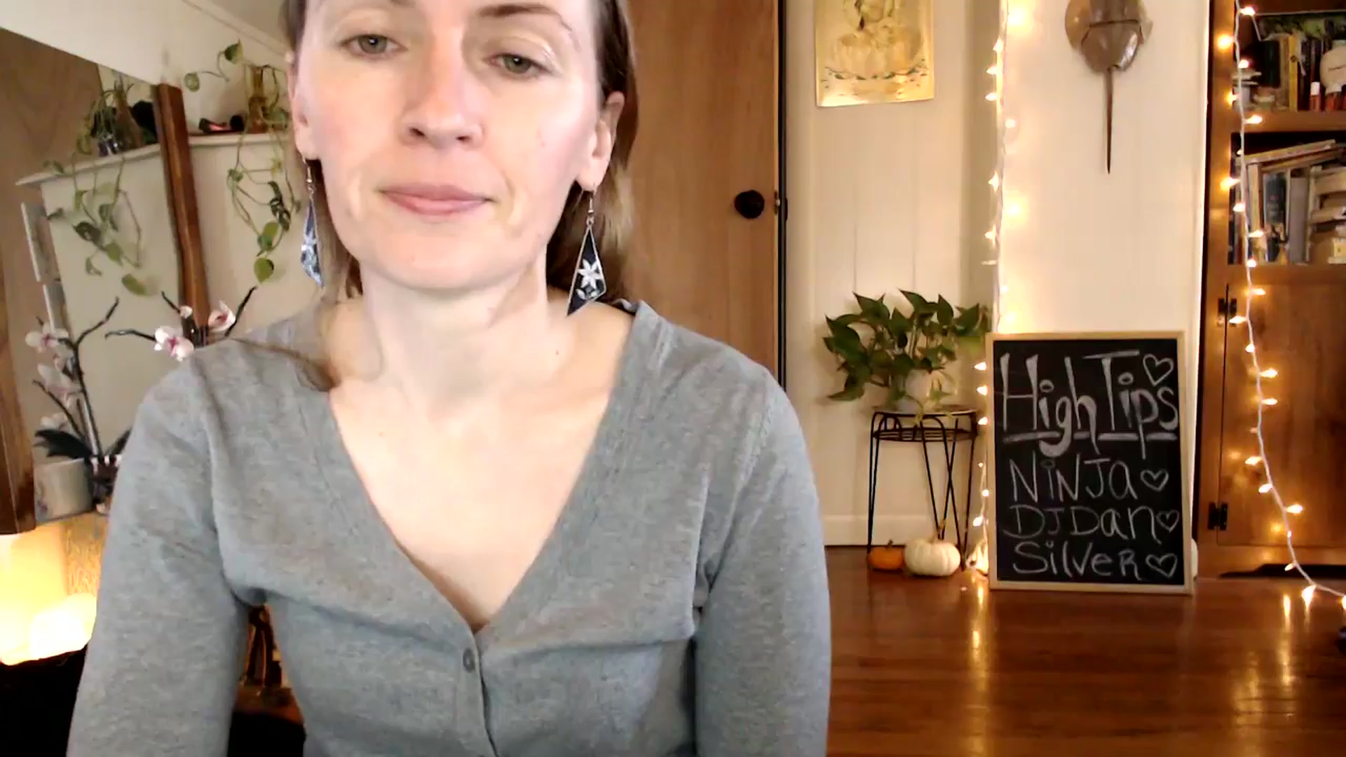 Gallery image thumbnail from WildflowerEm's myfreecams stream on, 11/22/2024, 18:34 image 3 of 20