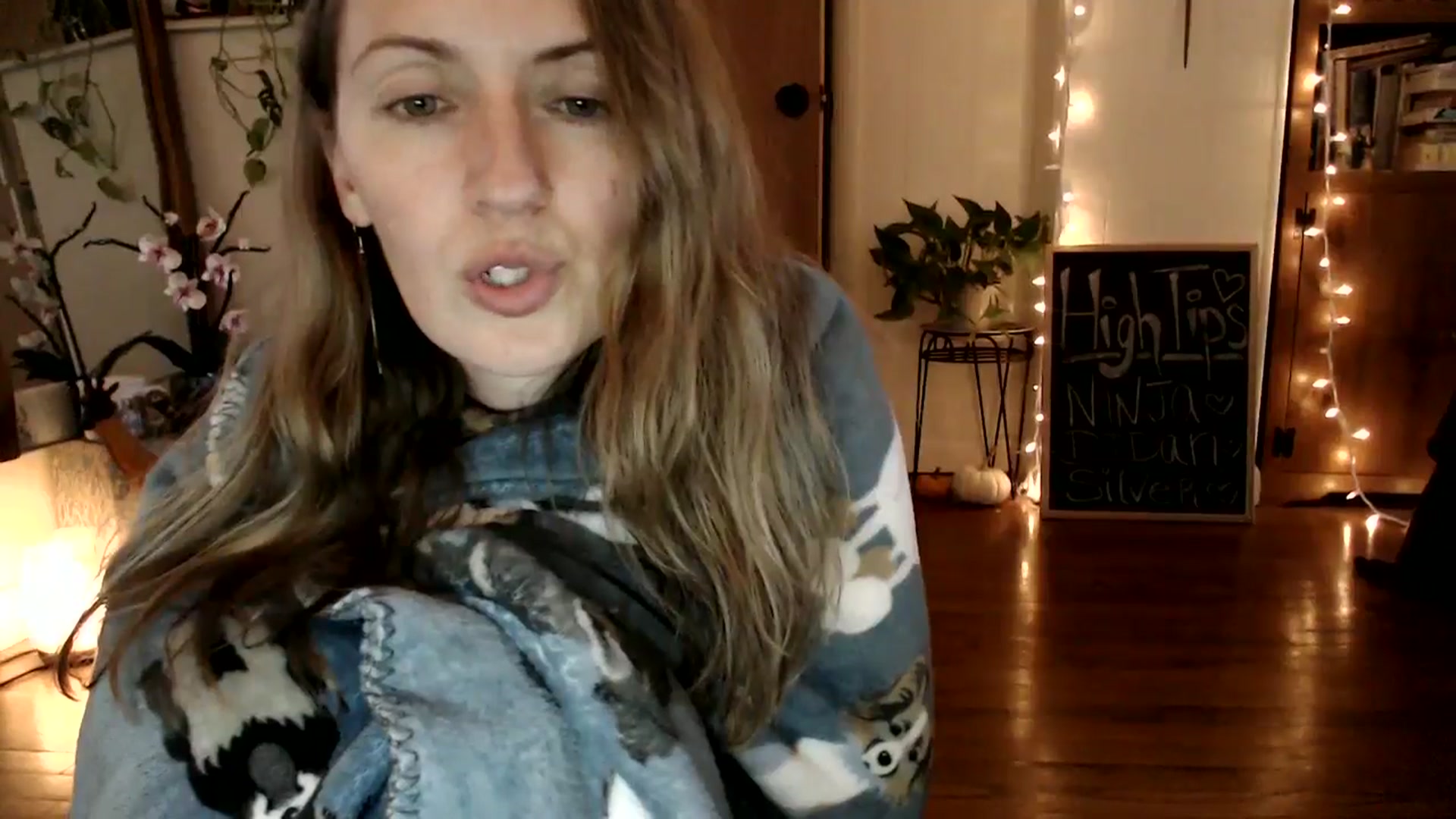 Gallery image thumbnail from WildflowerEm's myfreecams stream on, 11/22/2024, 19:40 image 14 of 20