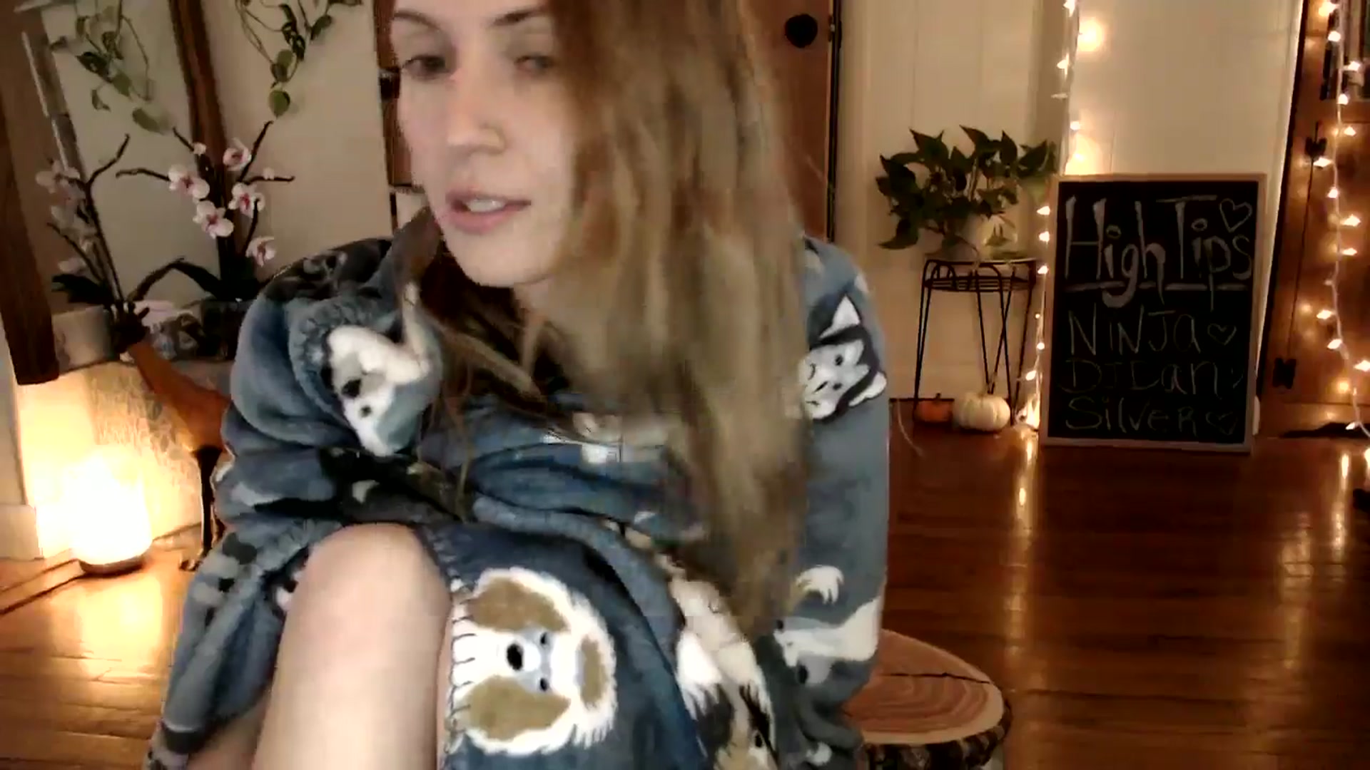 Gallery image thumbnail from WildflowerEm's myfreecams stream on, 11/22/2024, 19:40 image 19 of 20