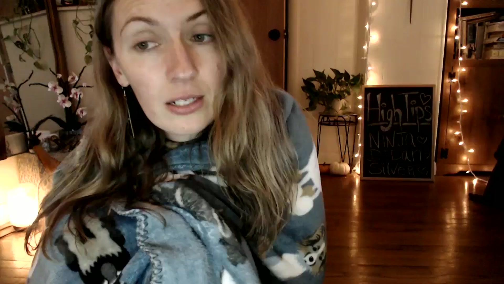 Gallery image thumbnail from WildflowerEm's myfreecams stream on, 11/22/2024, 19:40 image 13 of 20