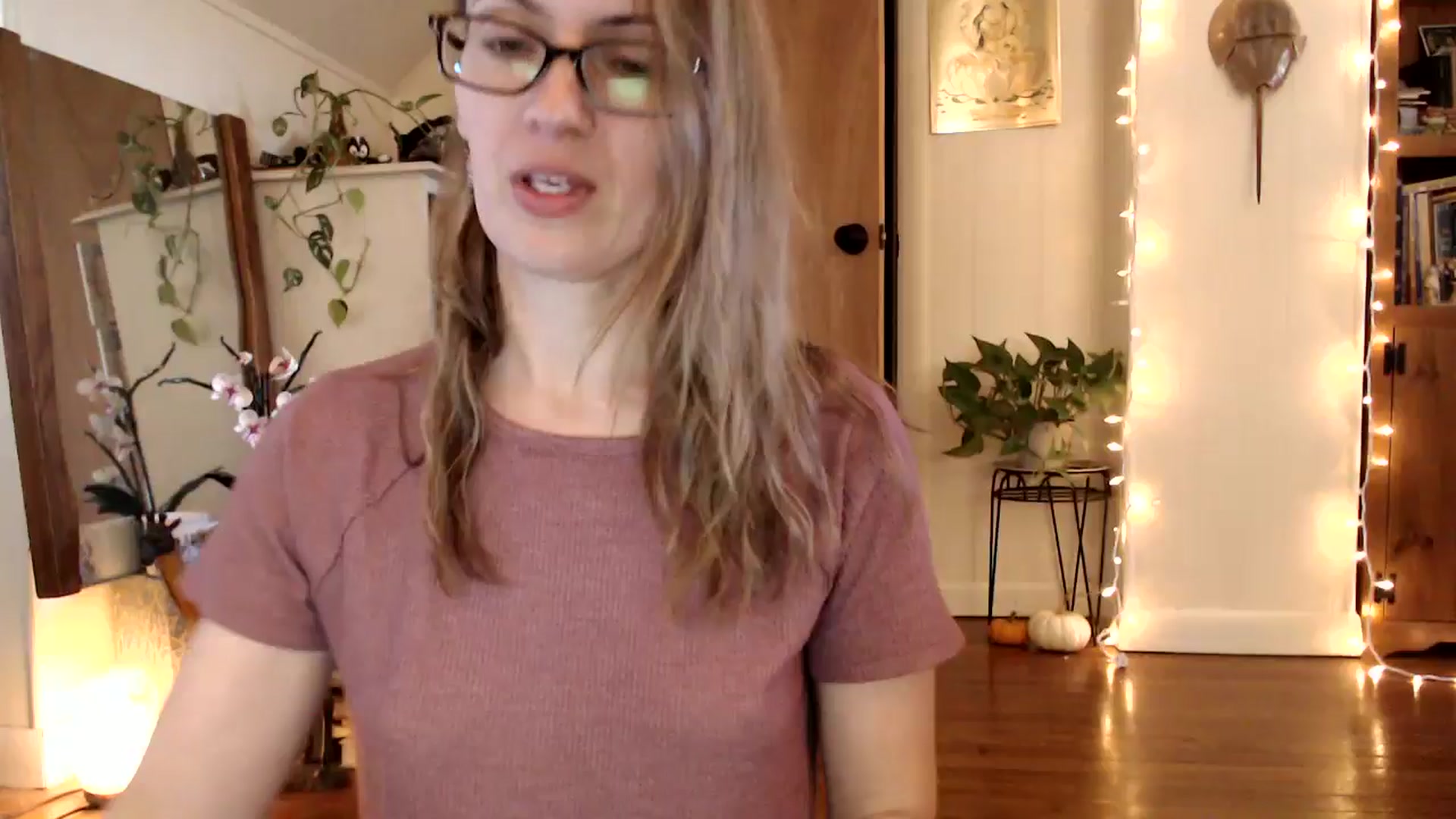 Gallery image thumbnail from WildflowerEm's myfreecams stream on, 11/25/2024, 18:32 image 6 of 20