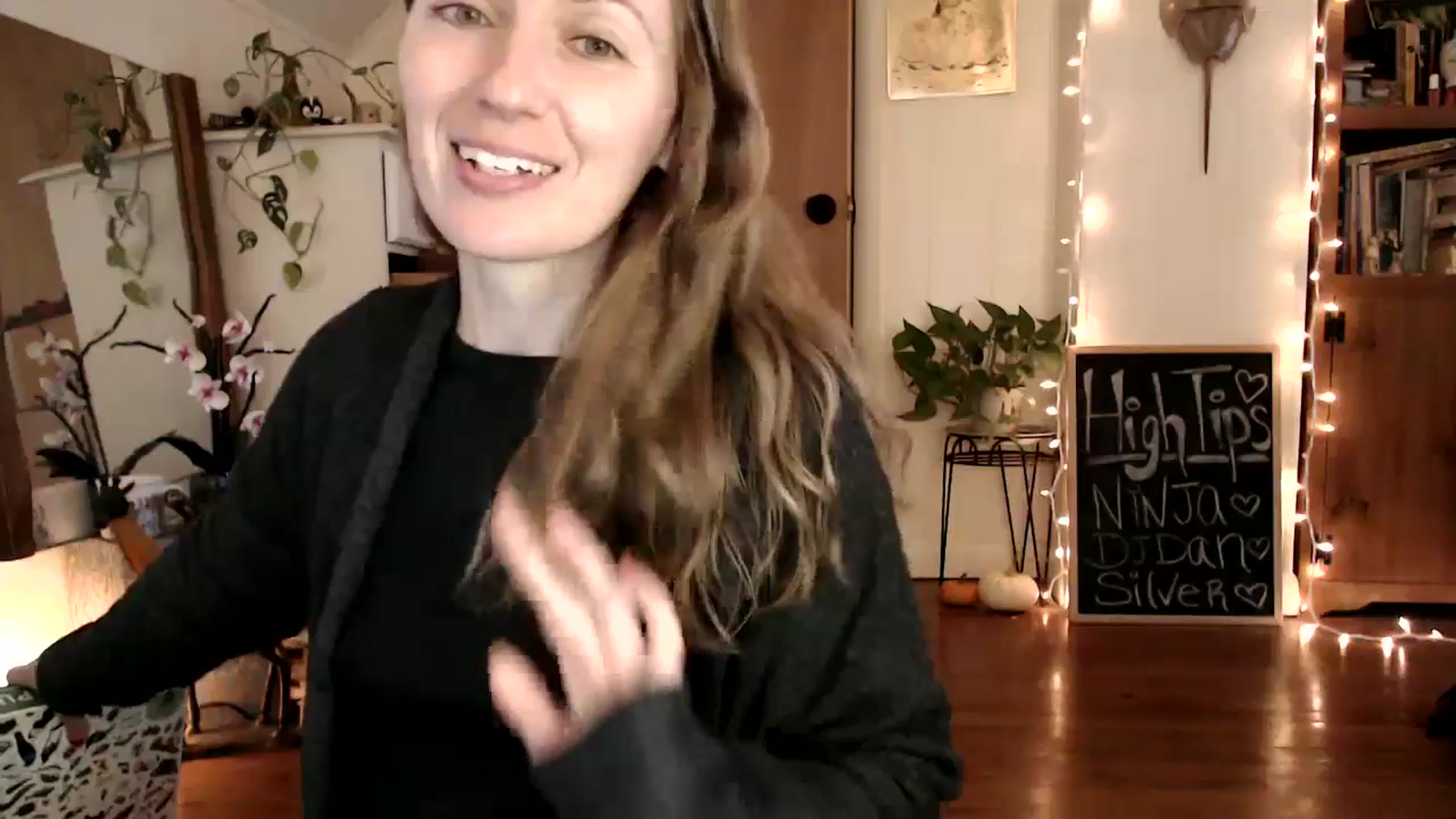 Gallery image thumbnail from WildflowerEm's myfreecams stream on, 11/26/2024, 17:54 image 17 of 20