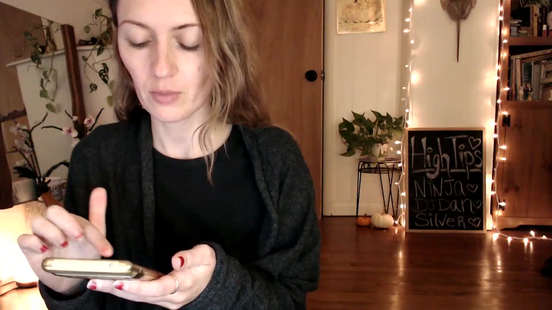 Gallery image thumbnail from WildflowerEm's myfreecams stream on, 11/26/2024, 17:54 image 12 of 20