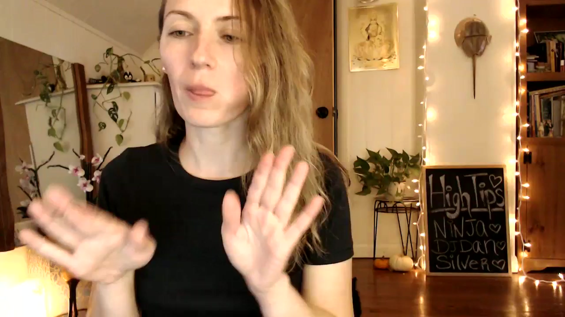 Gallery image thumbnail from WildflowerEm's myfreecams stream on, 11/26/2024, 20:02 image 4 of 20