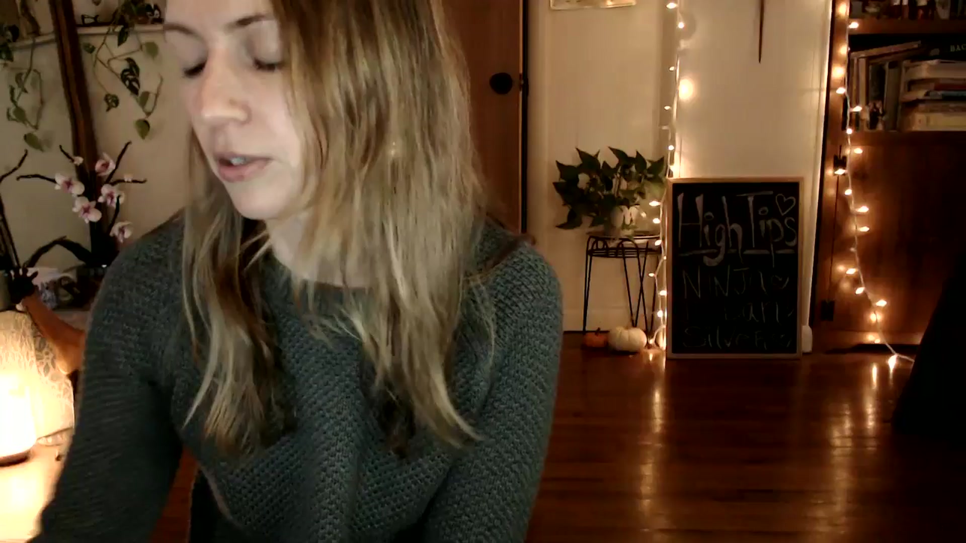 Gallery image thumbnail from WildflowerEm's myfreecams stream on, 11/30/2024, 22:51 image 5 of 20