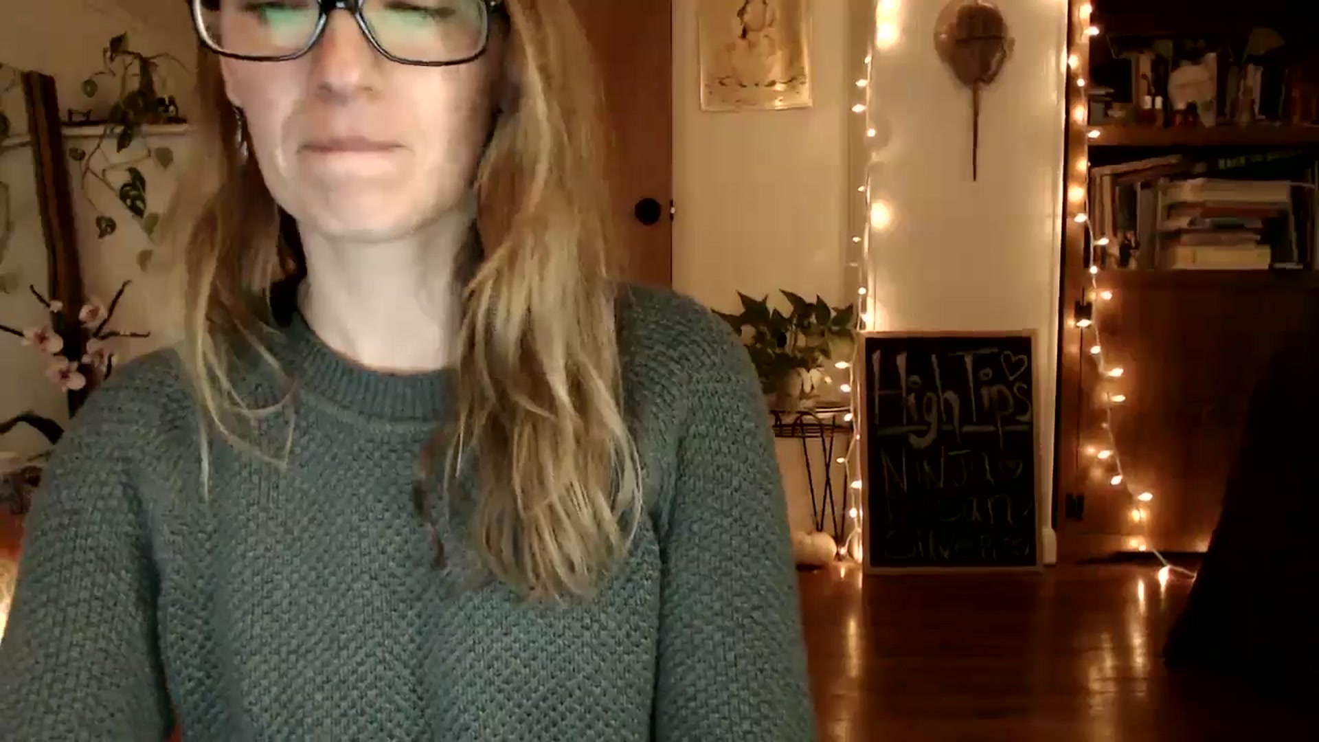 Gallery image thumbnail from WildflowerEm's myfreecams stream on, 11/30/2024, 22:51 image 8 of 20