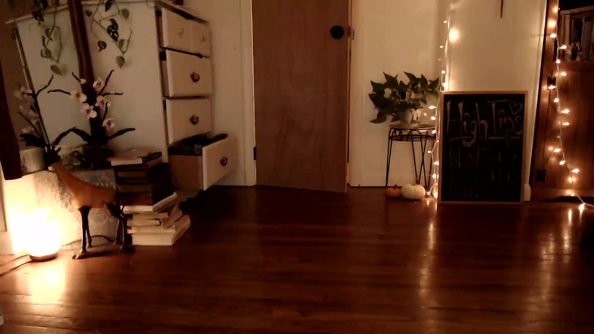 Gallery image thumbnail from WildflowerEm's myfreecams stream on, 11/30/2024, 22:51 image 12 of 20