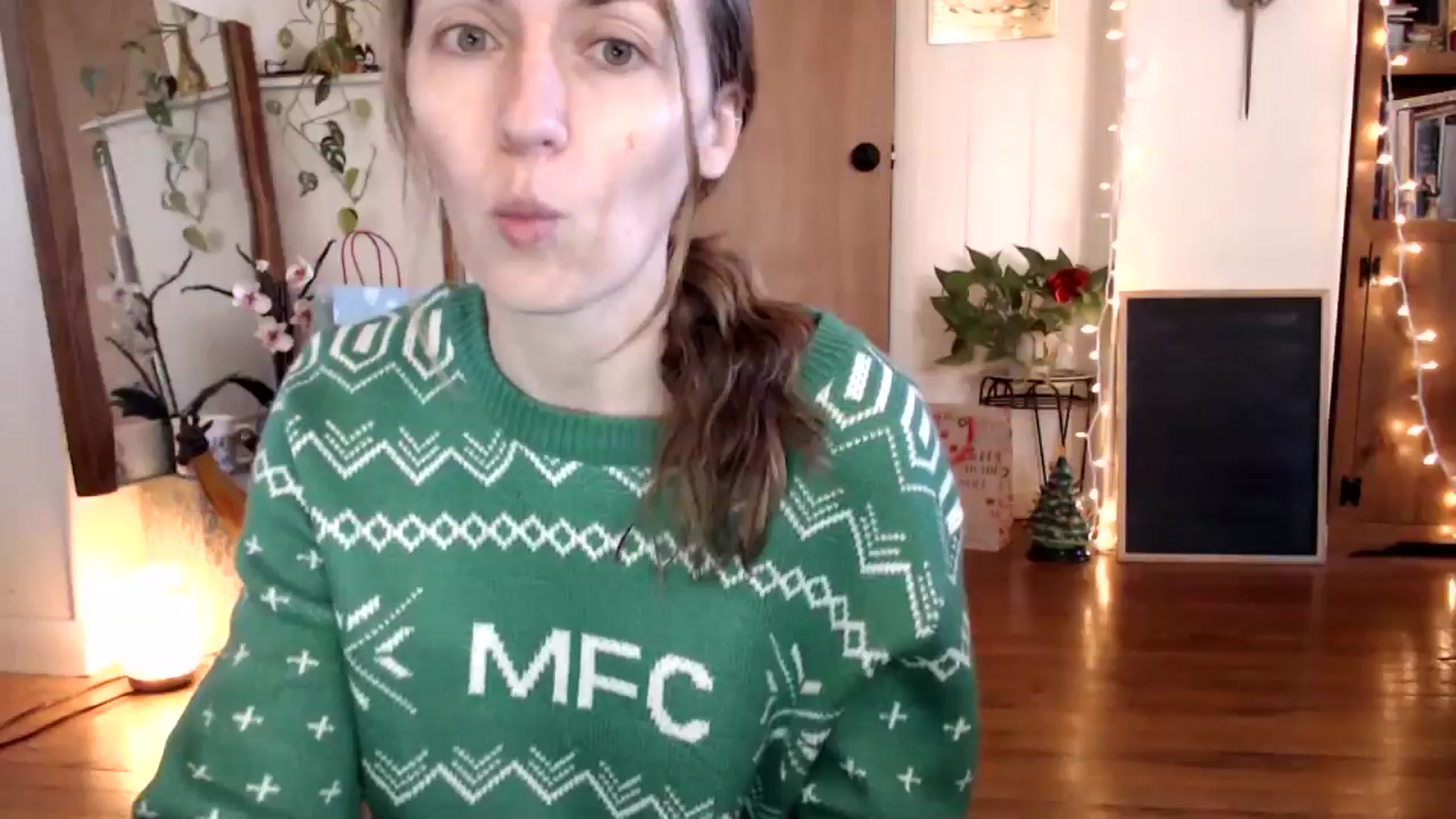 Gallery image thumbnail from WildflowerEm's myfreecams stream on, 12/03/2024, 19:57 image 1 of 20