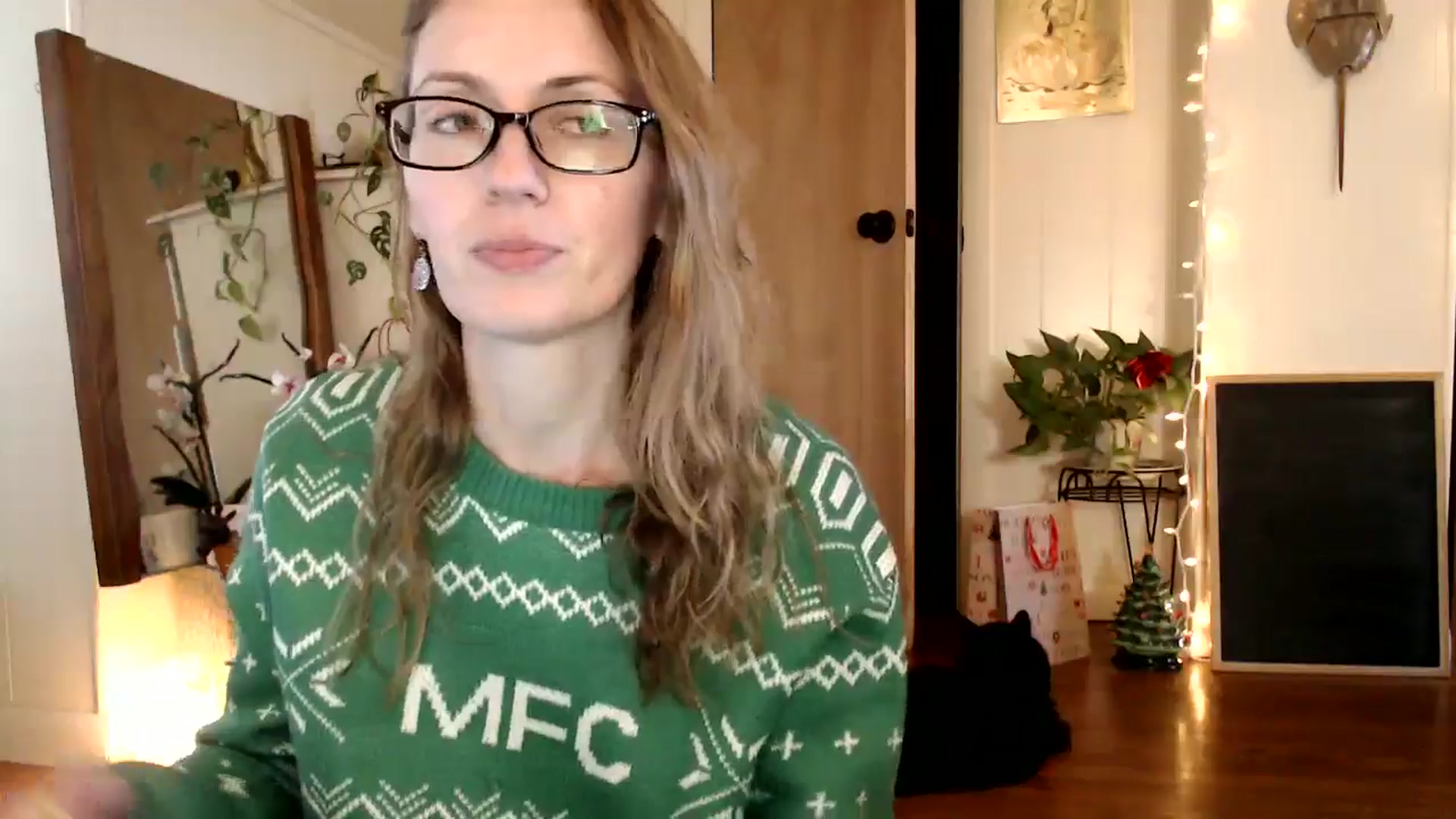 Gallery image thumbnail from WildflowerEm's myfreecams stream on, 12/03/2024, 19:57 image 17 of 20