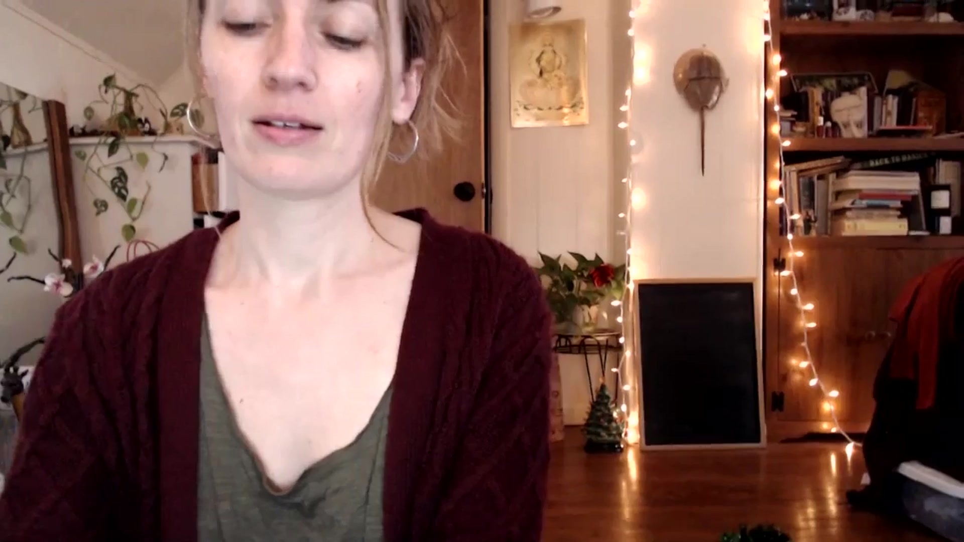 Gallery image thumbnail from WildflowerEm's myfreecams stream on, 12/05/2024, 20:05 image 3 of 20
