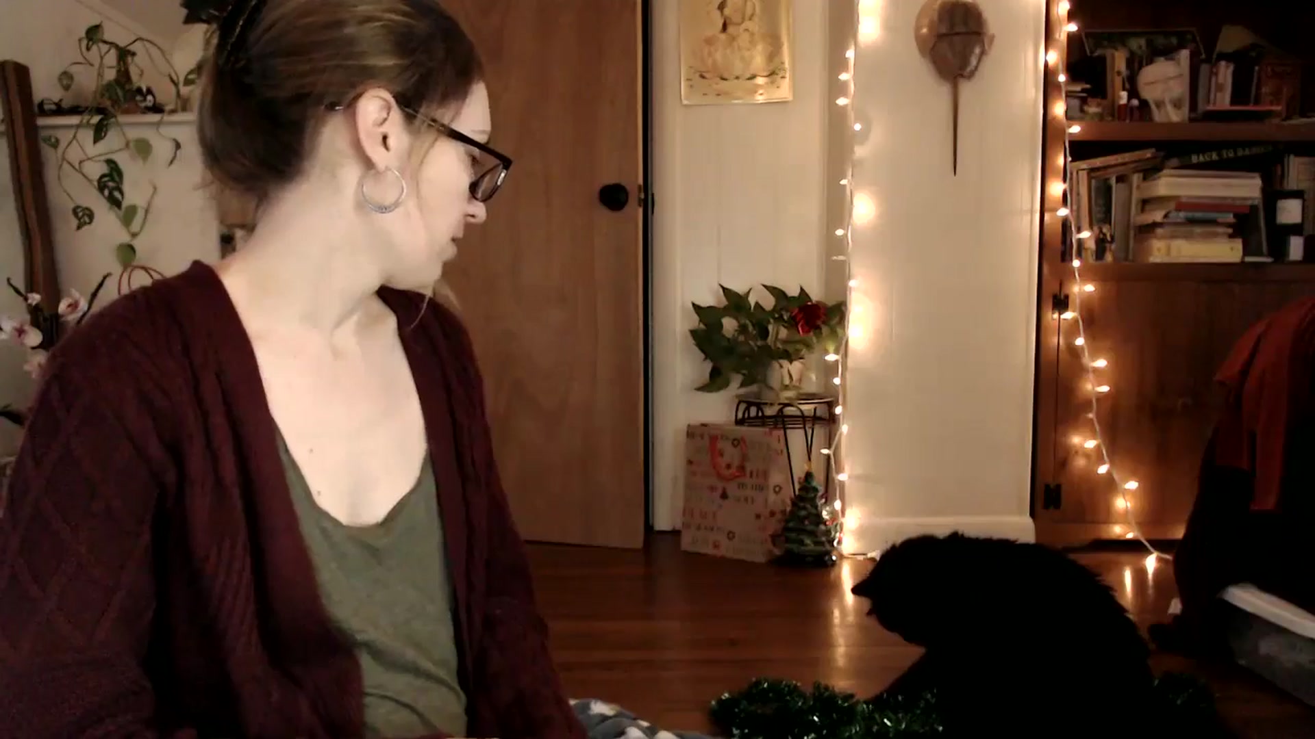 Gallery image thumbnail from WildflowerEm's myfreecams stream on, 12/05/2024, 20:05 image 11 of 20