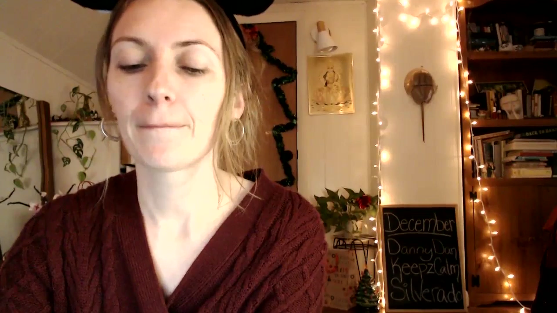 Gallery image thumbnail from WildflowerEm's myfreecams stream on, 12/05/2024, 20:05 image 20 of 20