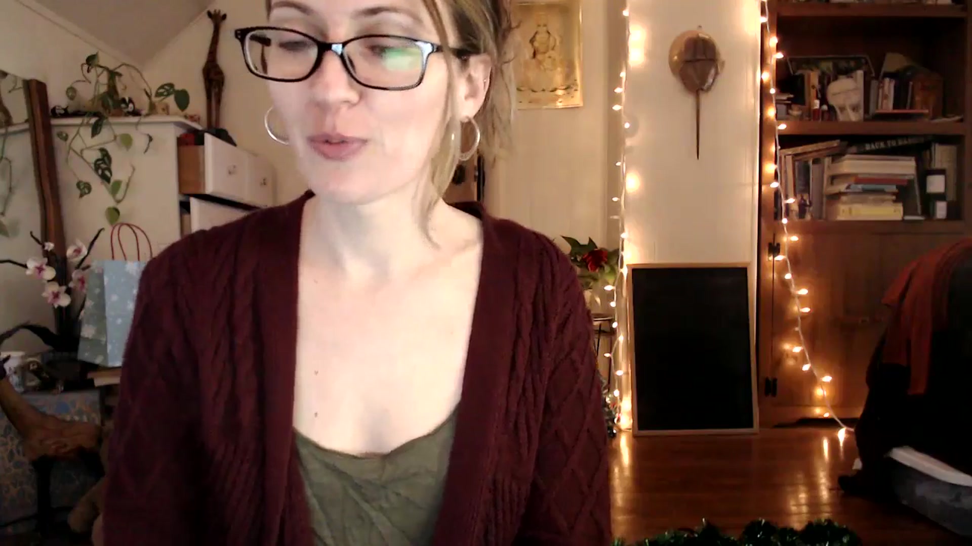 Gallery image thumbnail from WildflowerEm's myfreecams stream on, 12/05/2024, 20:05 image 7 of 20