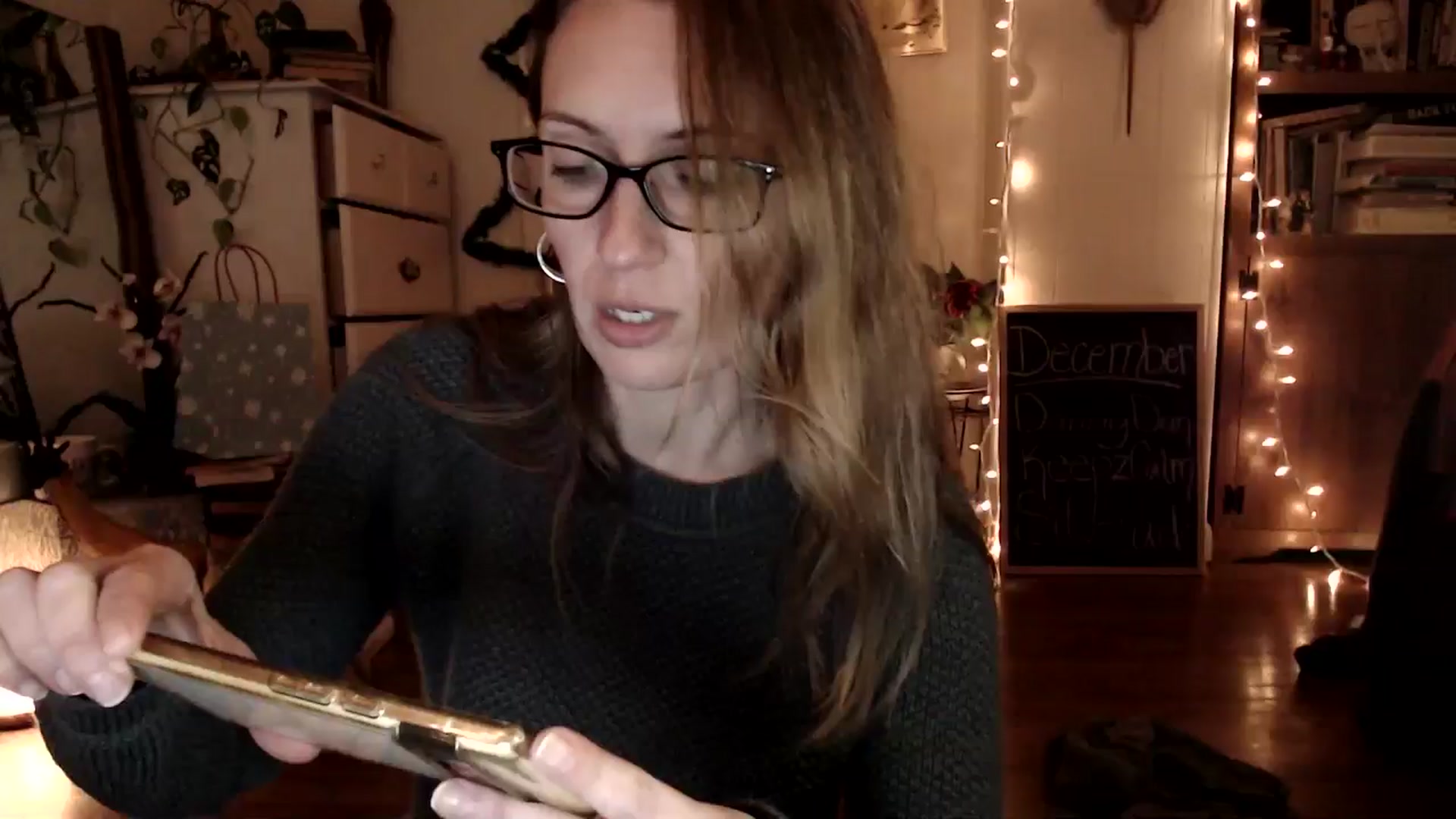 Gallery image thumbnail from WildflowerEm's myfreecams stream on, 12/08/2024, 22:19 image 16 of 20