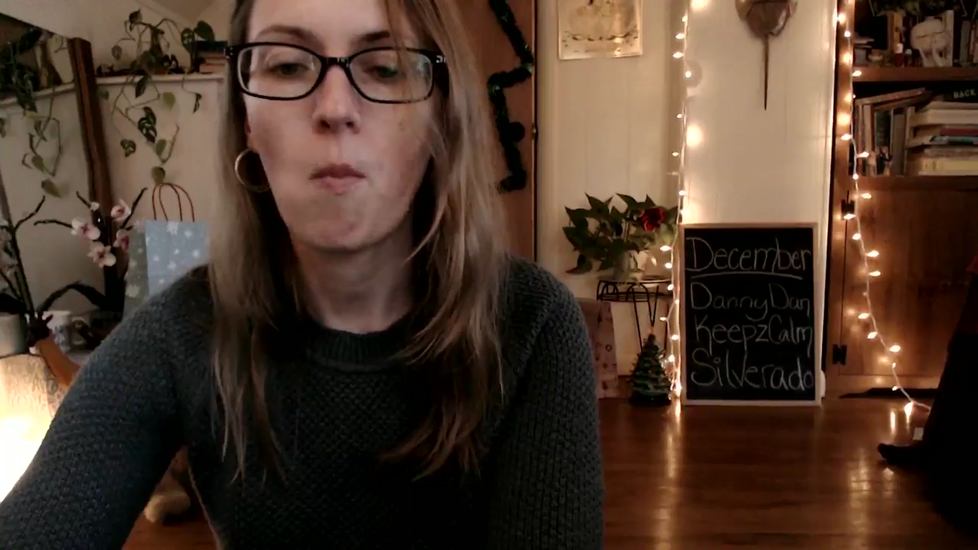 Gallery image thumbnail from WildflowerEm's myfreecams stream on, 12/08/2024, 22:19 image 4 of 20