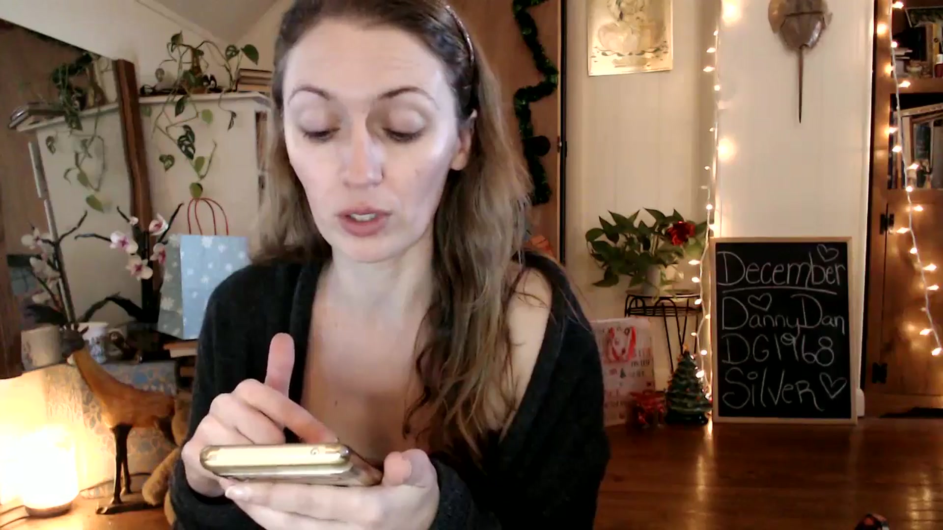 Gallery image thumbnail from WildflowerEm's myfreecams stream on, 12/12/2024, 20:14 image 14 of 20