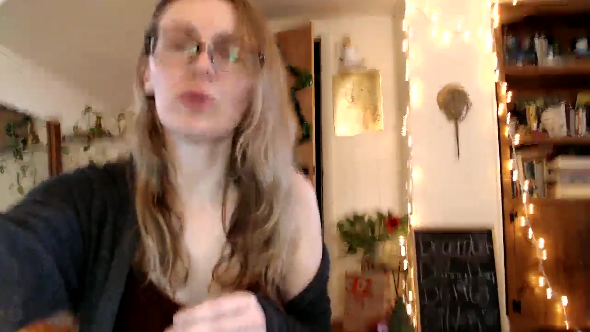 Gallery image thumbnail from WildflowerEm's myfreecams stream on, 12/12/2024, 20:14 image 9 of 20