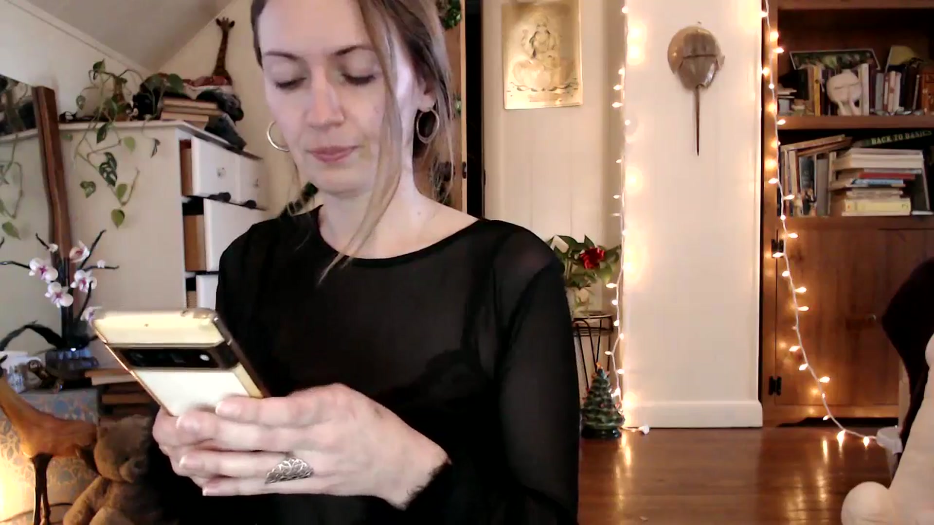 Gallery image thumbnail from WildflowerEm's myfreecams stream on, 12/13/2024, 20:17 image 2 of 20