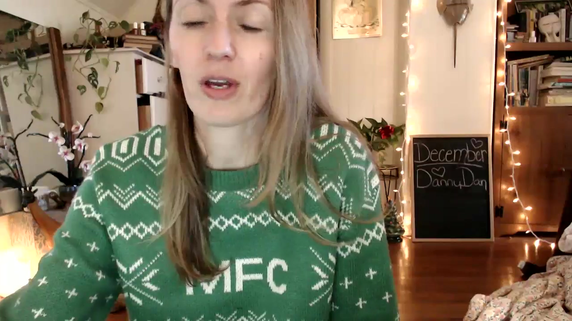Gallery image thumbnail from WildflowerEm's myfreecams stream on, 12/19/2024, 18:26 image 6 of 20