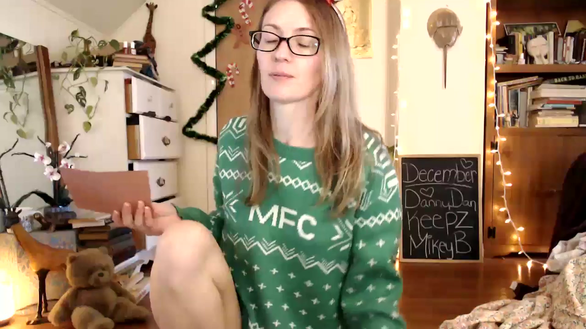 Gallery image thumbnail from WildflowerEm's myfreecams stream on, 12/19/2024, 18:39 image 18 of 20