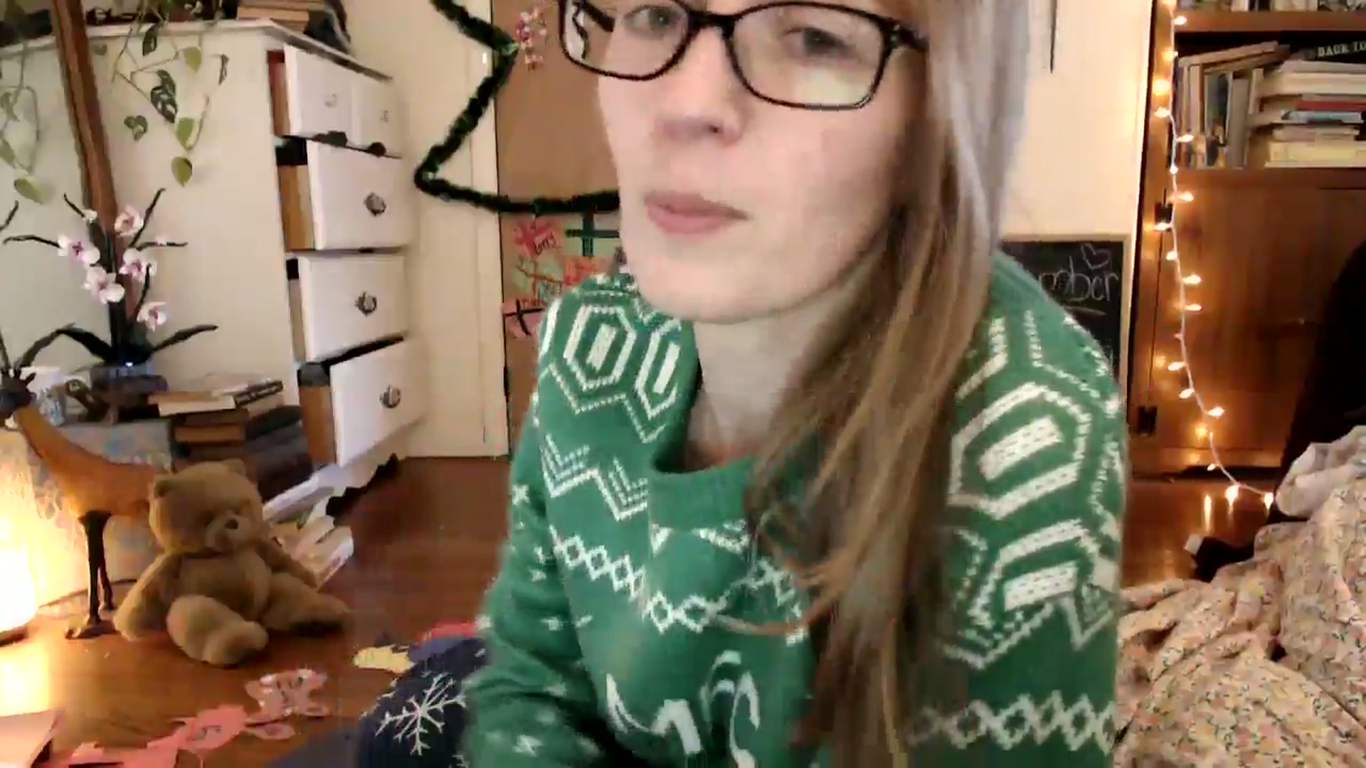 Gallery image thumbnail from WildflowerEm's myfreecams stream on, 12/19/2024, 20:12 image 6 of 20