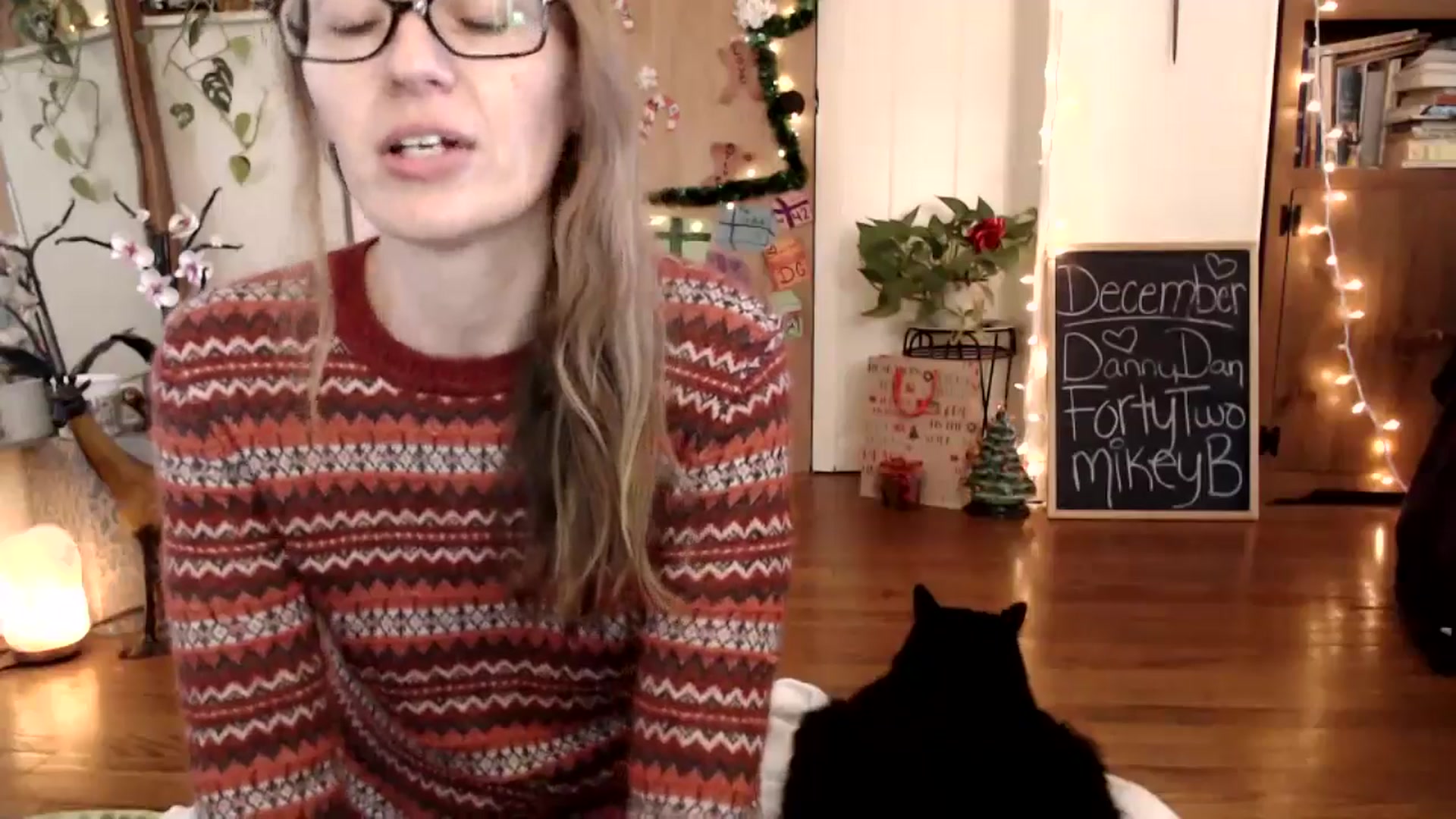 Gallery image thumbnail from WildflowerEm's myfreecams stream on, 12/27/2024, 20:23 image 3 of 20
