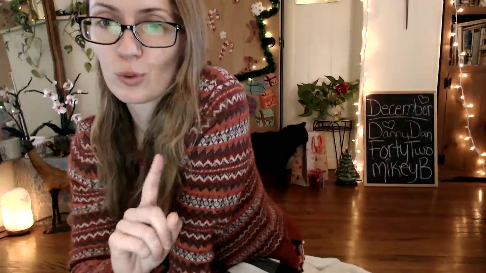 Gallery image thumbnail from WildflowerEm's myfreecams stream on, 12/27/2024, 20:23 image 10 of 20