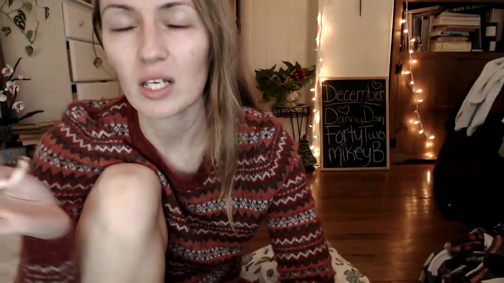 Gallery image thumbnail from WildflowerEm's myfreecams stream on, 12/27/2024, 21:34 image 2 of 20