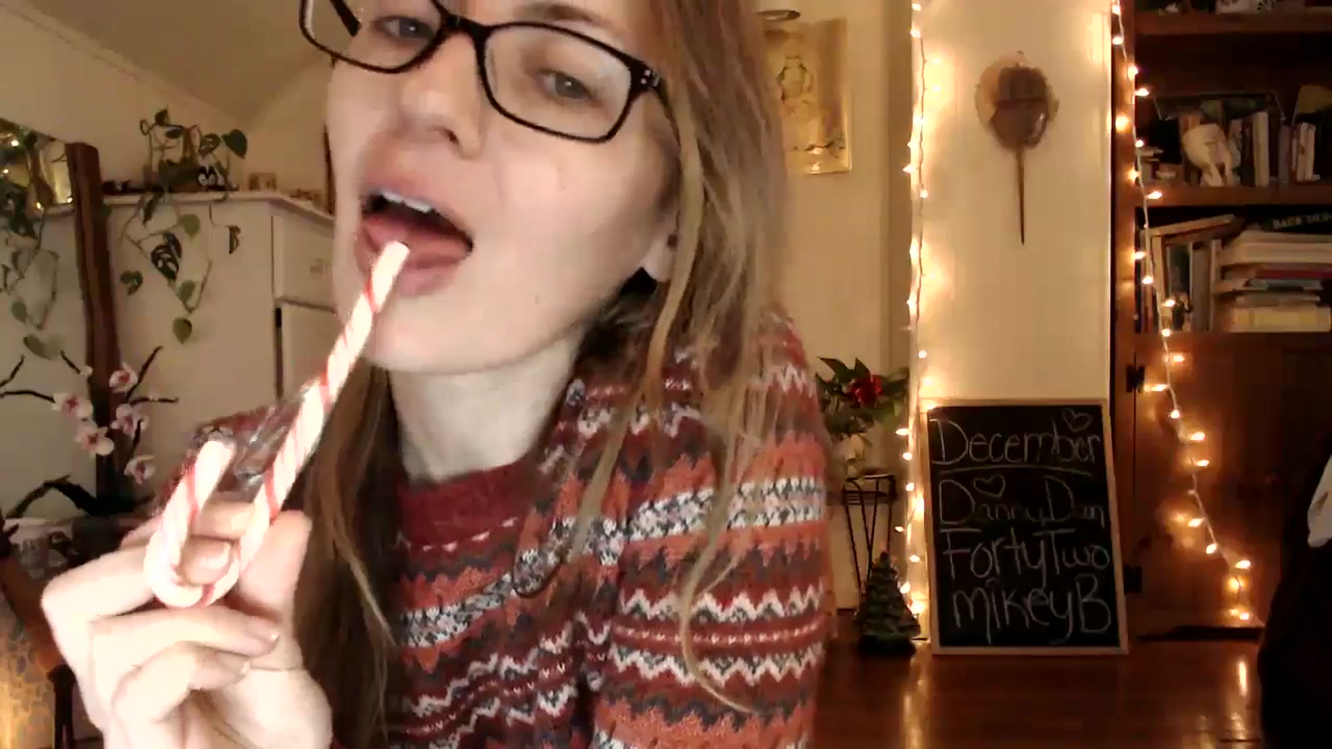 Gallery image thumbnail from WildflowerEm's myfreecams stream on, 12/27/2024, 21:34 image 9 of 20