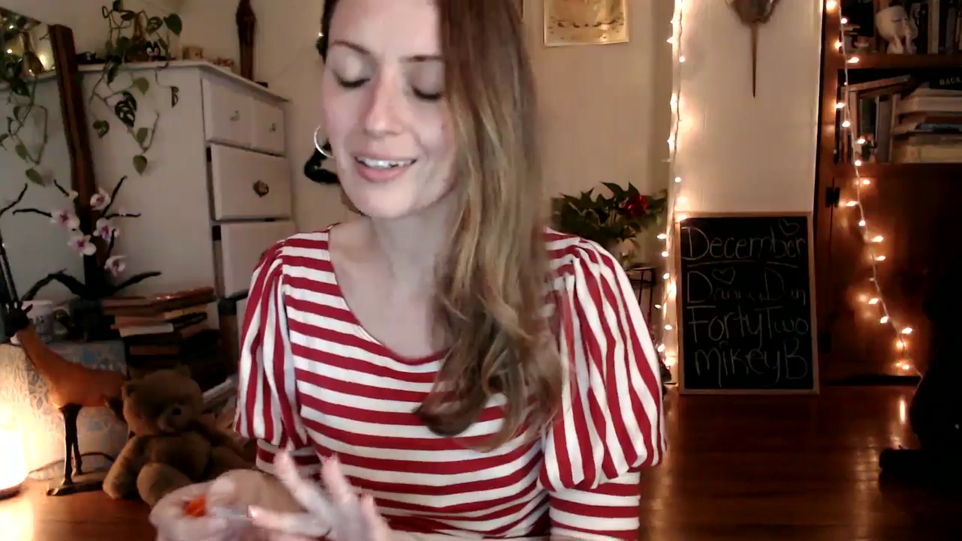 Gallery image thumbnail from WildflowerEm's myfreecams stream on, 12/29/2024, 23:23 image 5 of 20