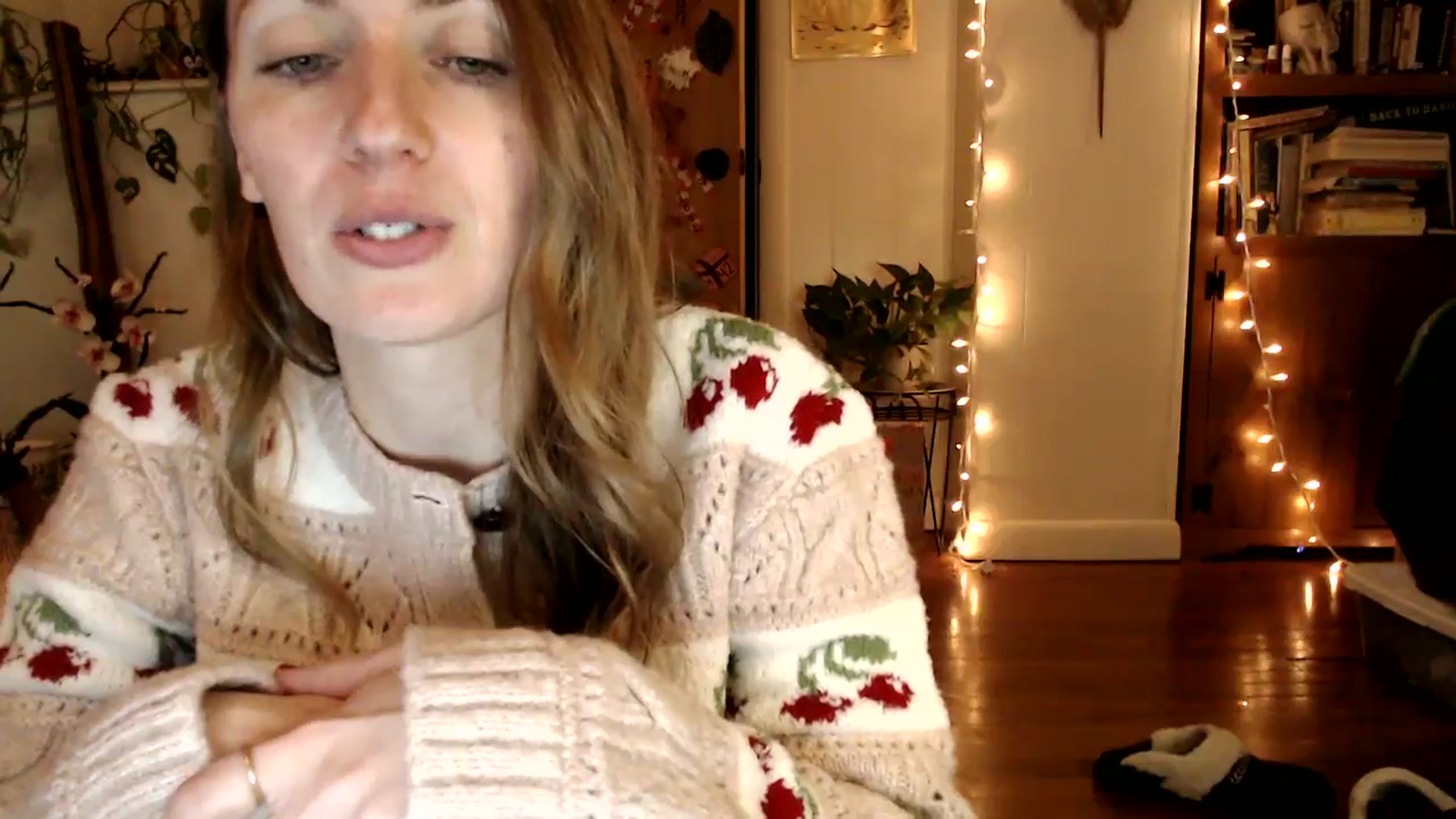 Gallery image thumbnail from WildflowerEm's myfreecams stream on, 01/06/2025, 24:10 image 10 of 20