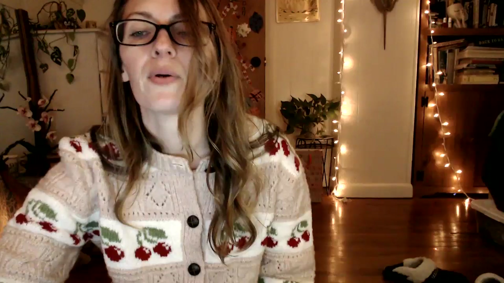 Gallery image thumbnail from WildflowerEm's myfreecams stream on, 01/06/2025, 24:10 image 8 of 20