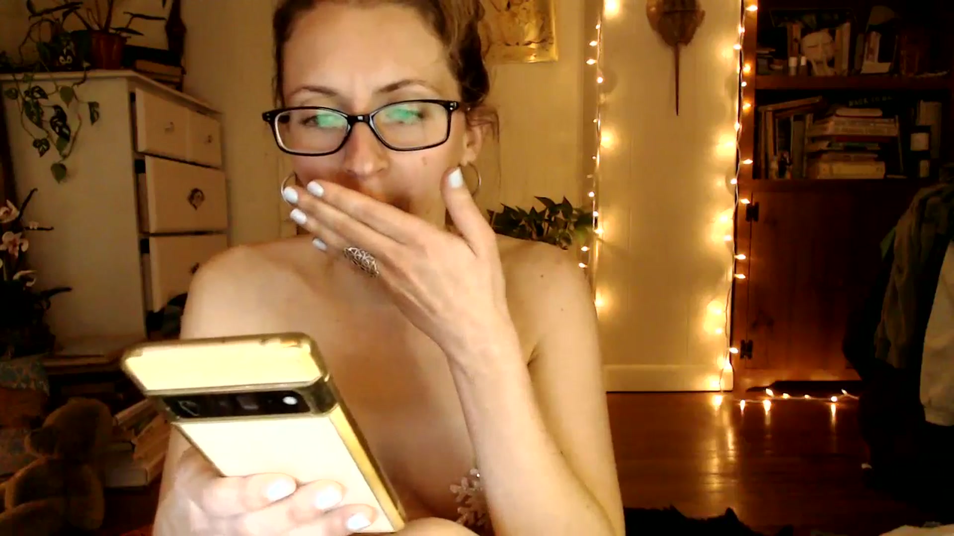 Gallery image thumbnail from WildflowerEm's myfreecams stream on, 01/12/2025, 23:13 image 14 of 20