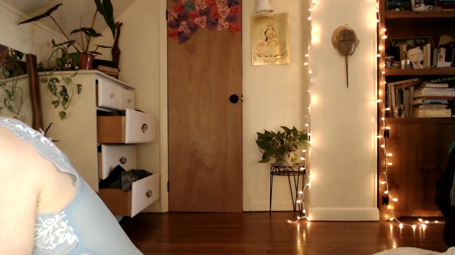 Gallery image thumbnail from WildflowerEm's myfreecams stream on, 01/12/2025, 23:13 image 4 of 20