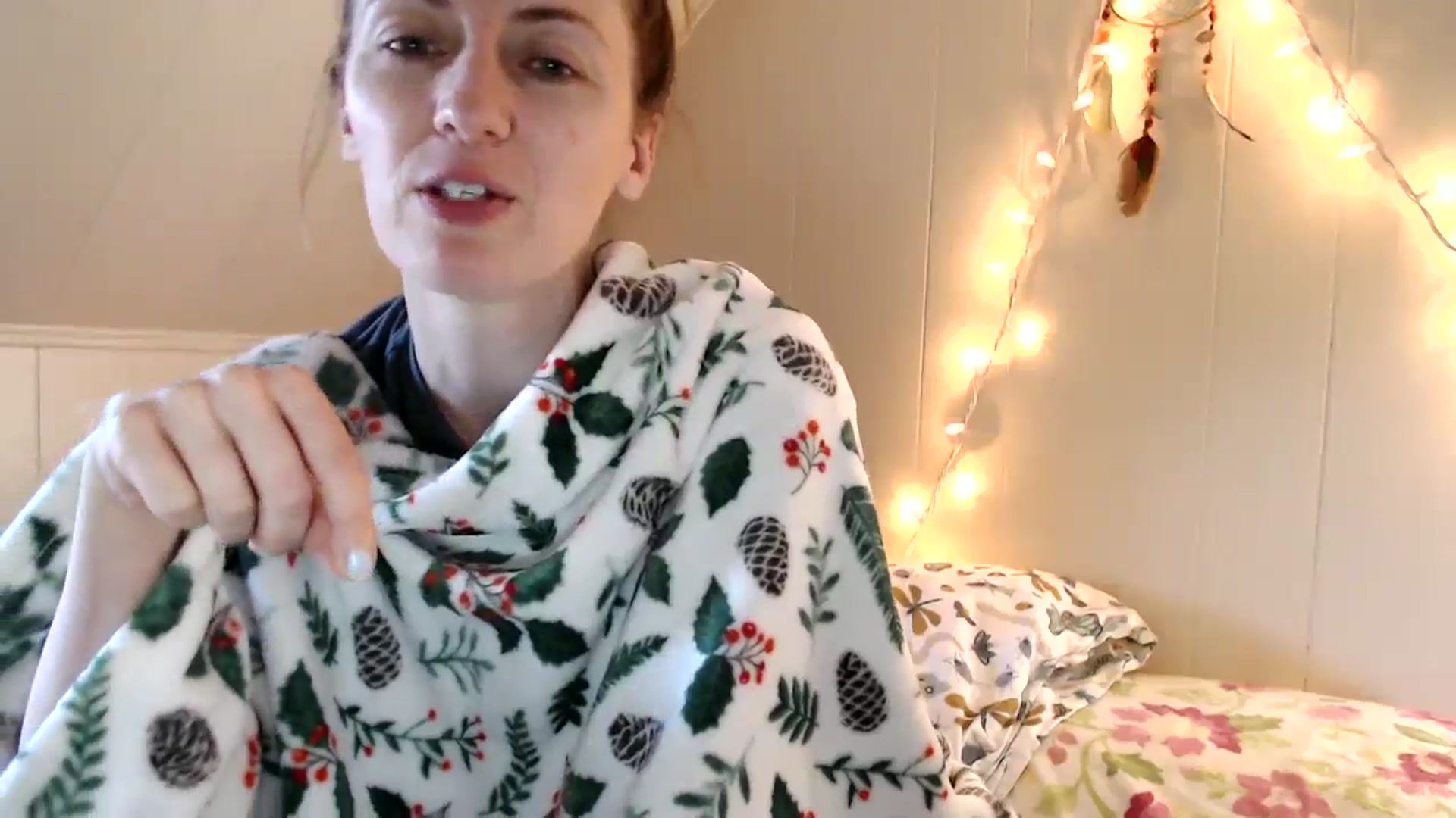 Gallery image thumbnail from WildflowerEm's myfreecams stream on, 01/14/2025, 18:31 image 9 of 20