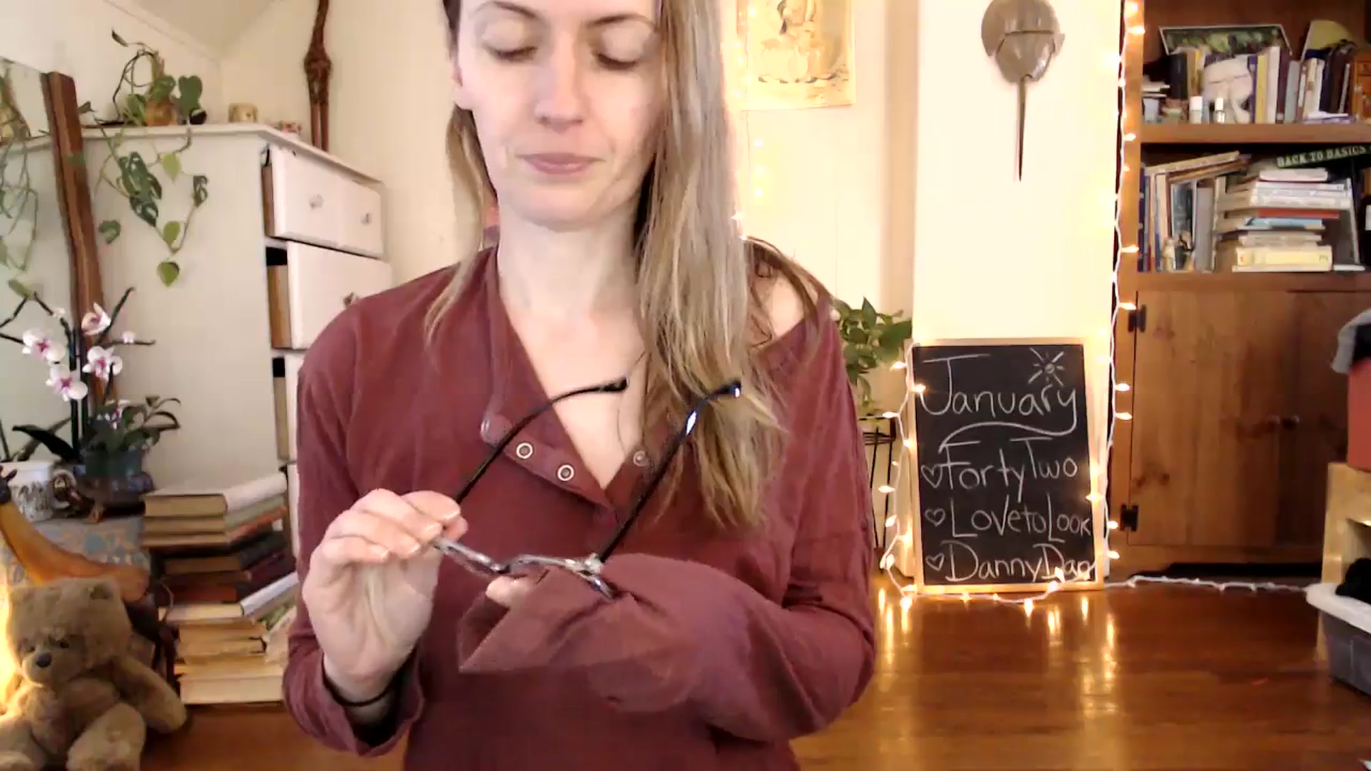 Gallery image thumbnail from WildflowerEm's myfreecams stream on, 01/29/2025, 20:03 image 6 of 20