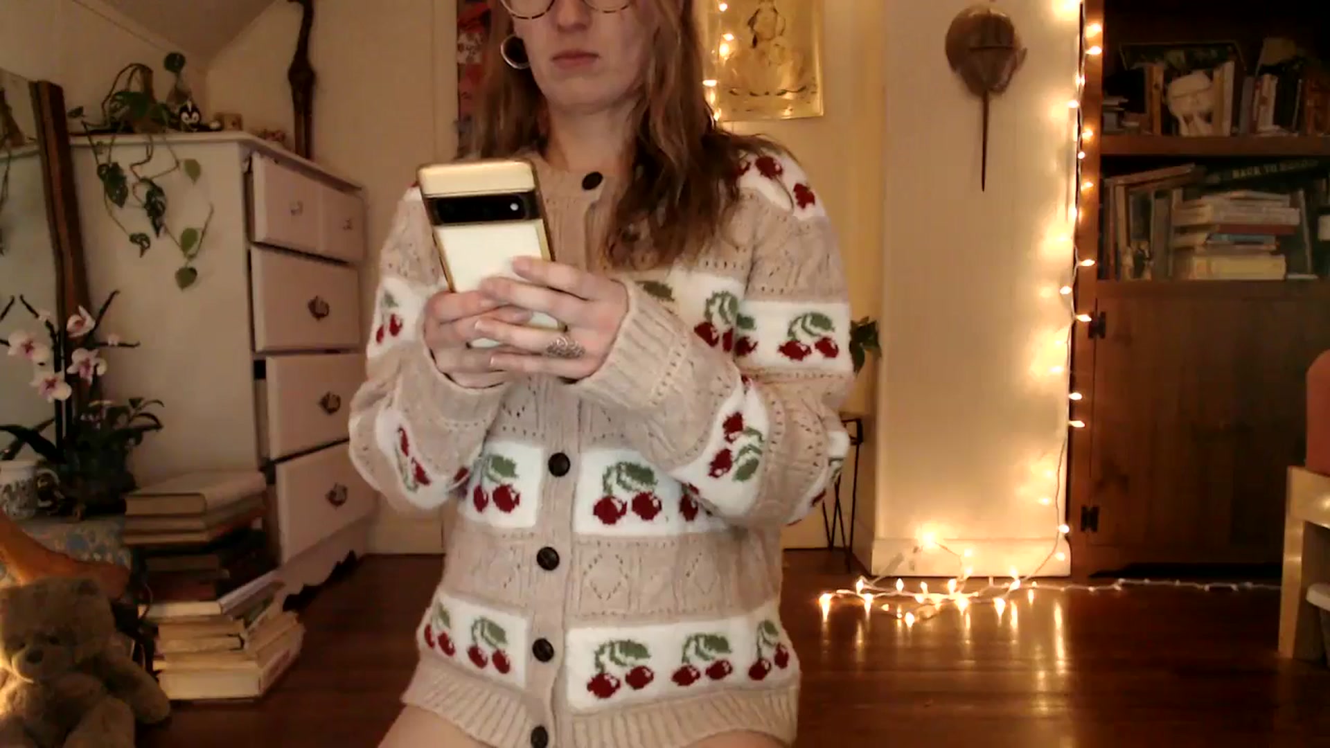 Gallery image thumbnail from WildflowerEm's myfreecams stream on, 02/02/2025, 21:42 image 15 of 20