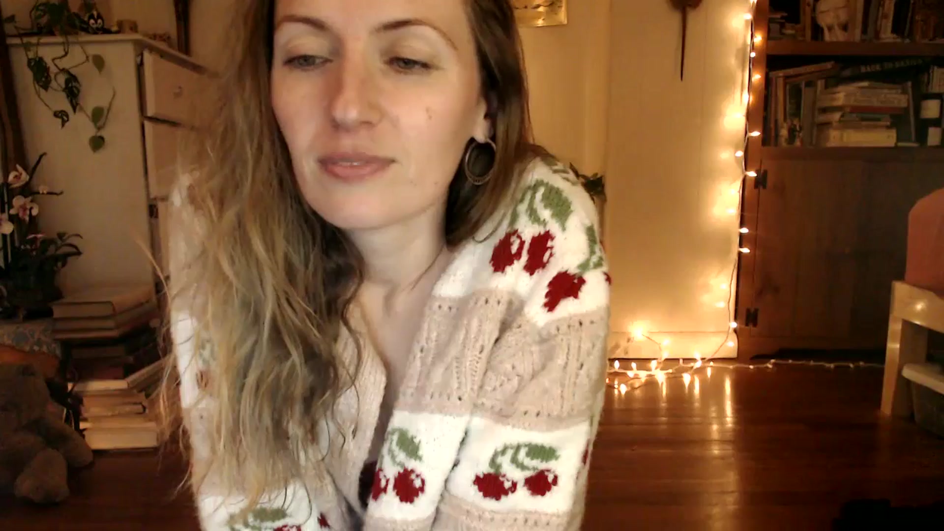 Gallery image thumbnail from WildflowerEm's myfreecams stream on, 02/02/2025, 22:25 image 11 of 20
