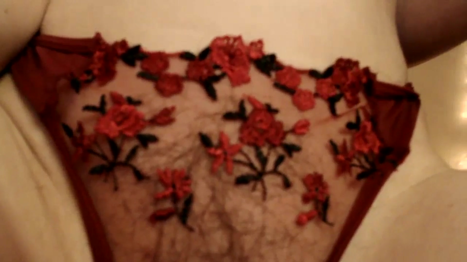 Gallery image thumbnail from WildflowerEm's myfreecams stream on, 02/02/2025, 23:06 image 20 of 20