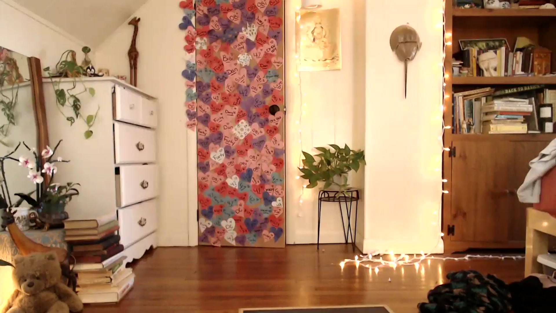 Gallery image thumbnail from WildflowerEm's myfreecams stream on, 02/04/2025, 19:37 image 4 of 20