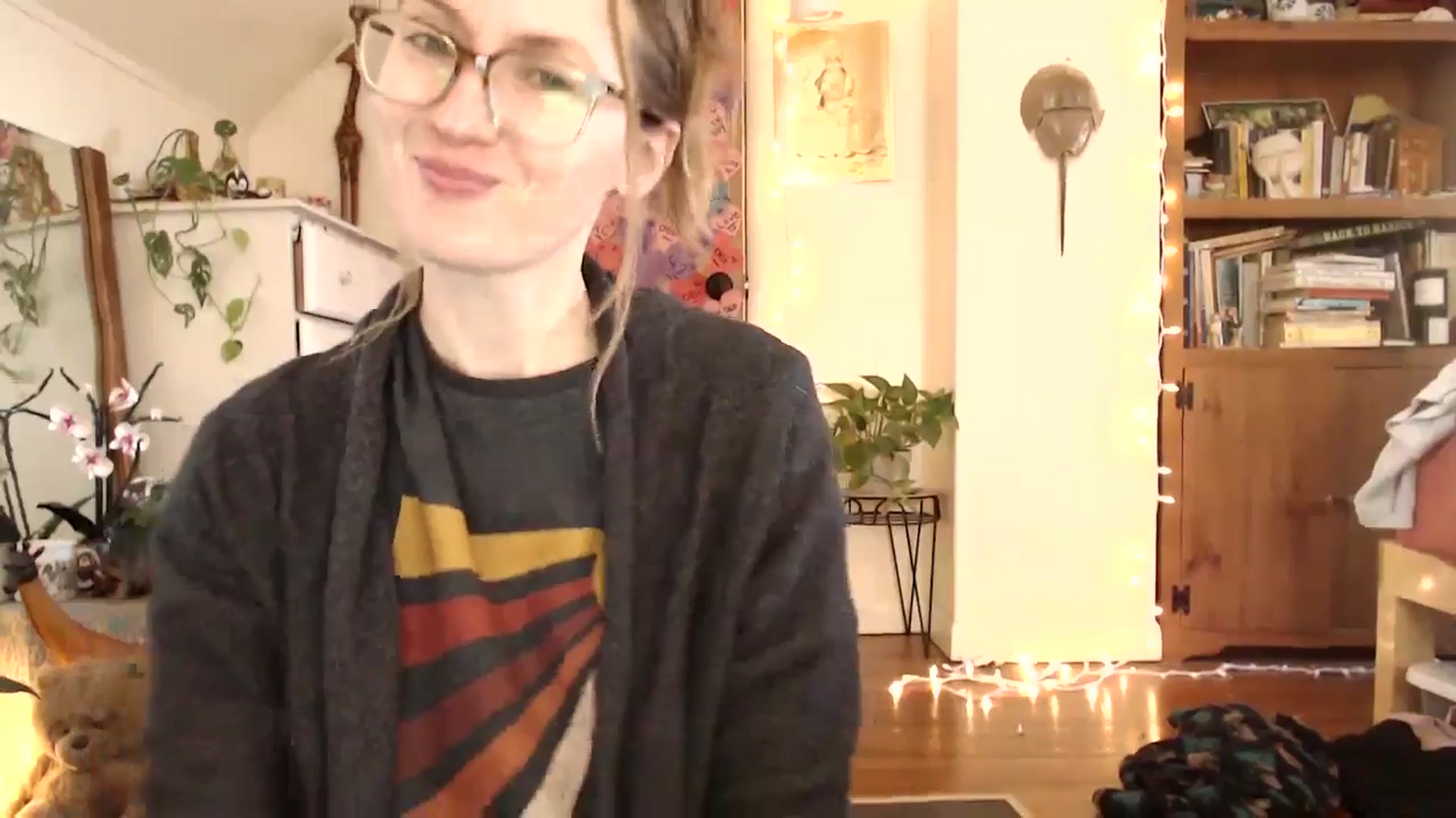 Gallery image thumbnail from WildflowerEm's myfreecams stream on, 02/04/2025, 19:37 image 5 of 20