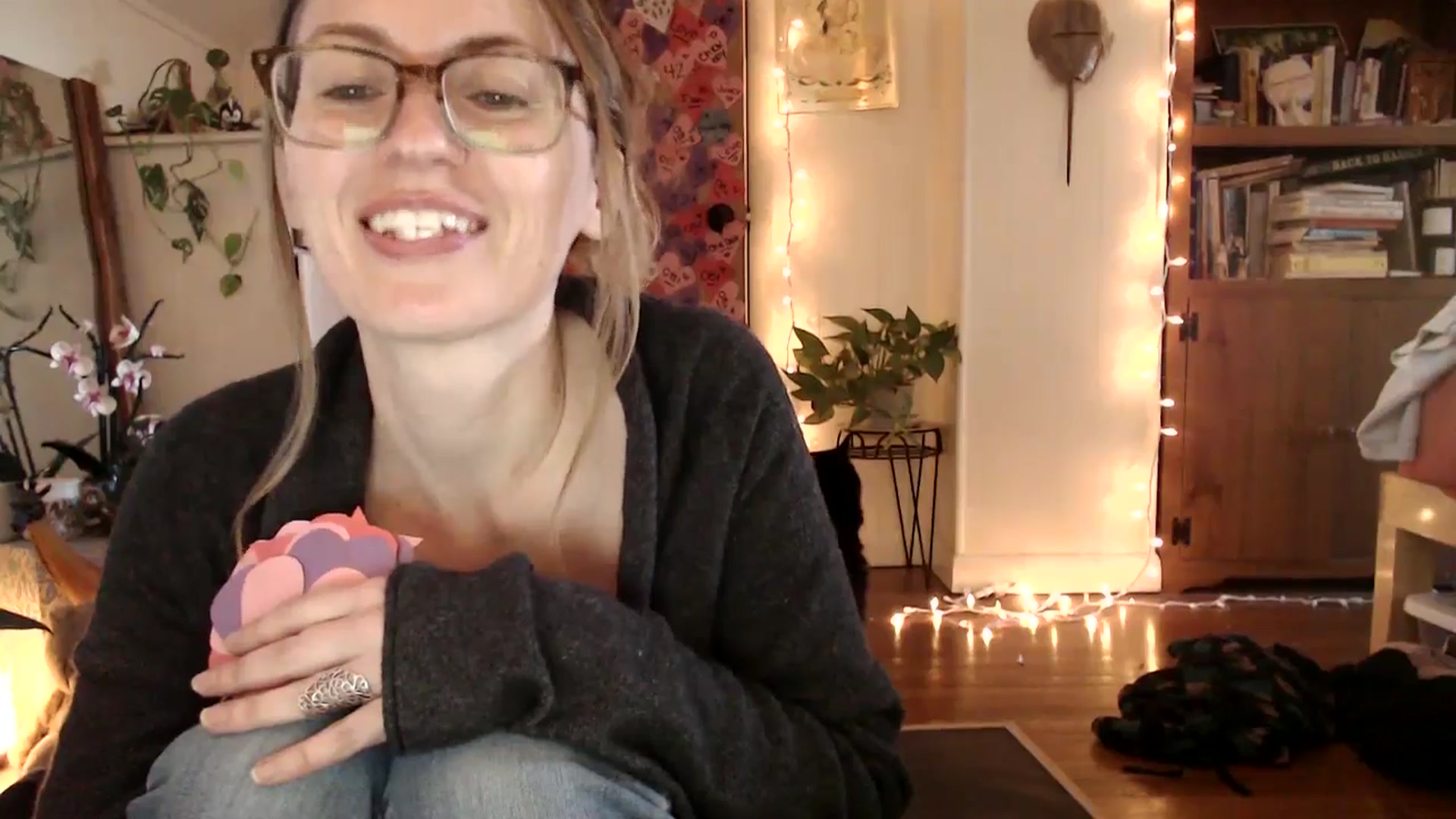 Gallery image thumbnail from WildflowerEm's myfreecams stream on, 02/04/2025, 19:37 image 8 of 20