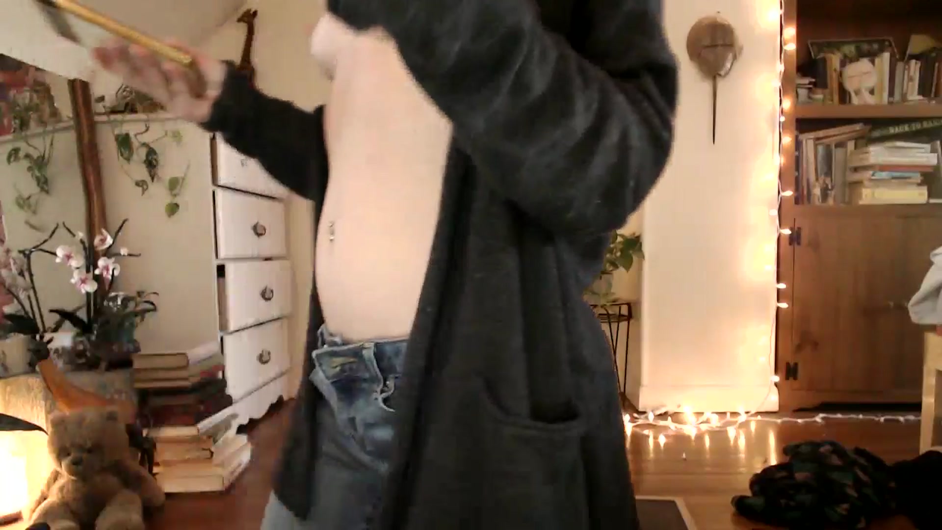 Gallery image thumbnail from WildflowerEm's myfreecams stream on, 02/04/2025, 19:37 image 14 of 20