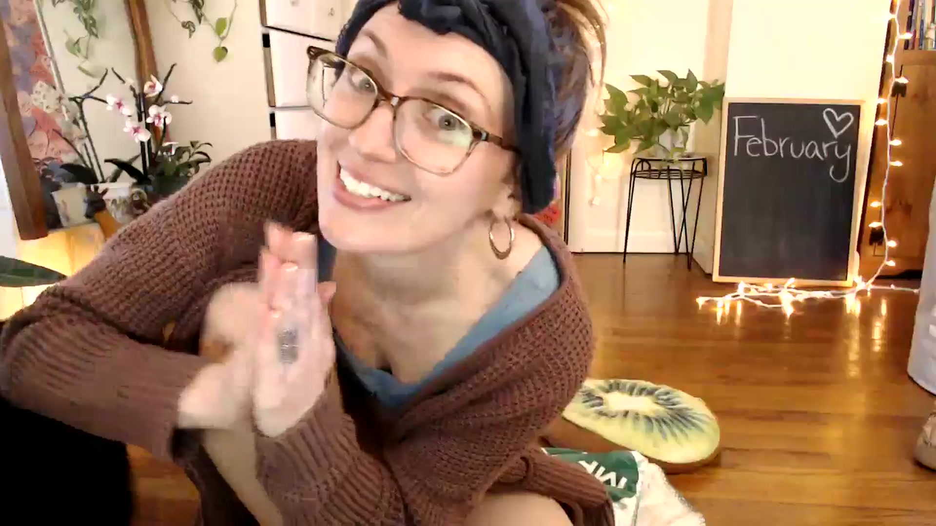 Gallery image thumbnail from WildflowerEm's myfreecams stream on, 02/05/2025, 20:06 image 8 of 20