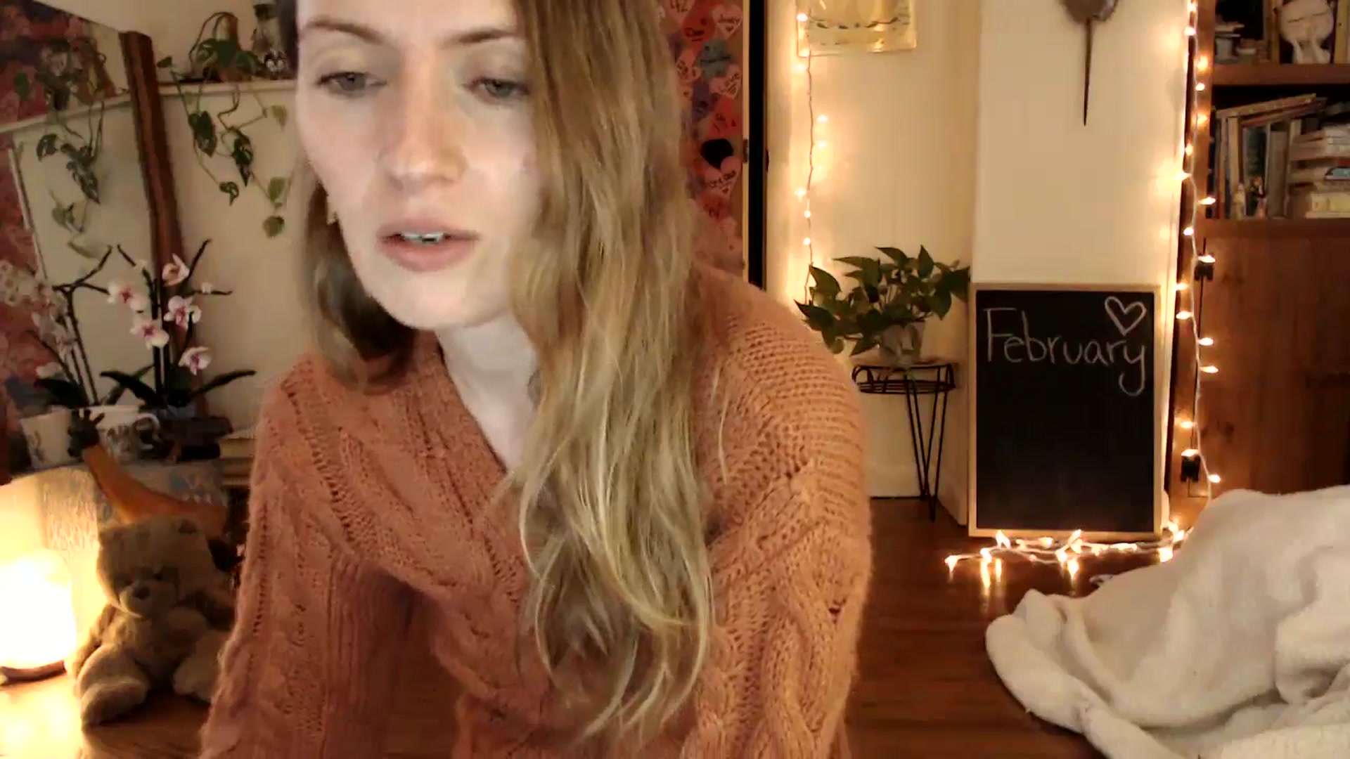 Gallery image thumbnail from WildflowerEm's myfreecams stream on, 02/08/2025, 23:06 image 4 of 20