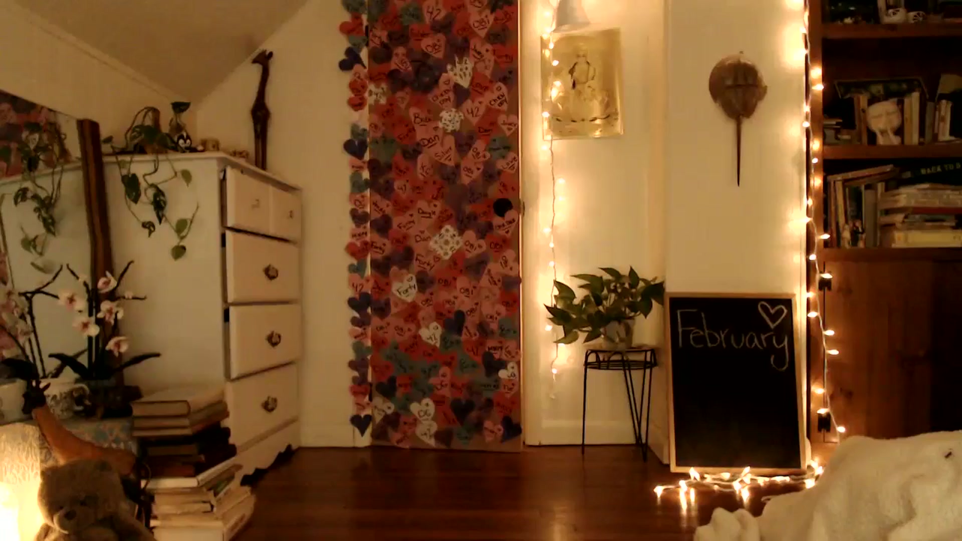 Gallery image thumbnail from WildflowerEm's myfreecams stream on, 02/08/2025, 23:06 image 19 of 20