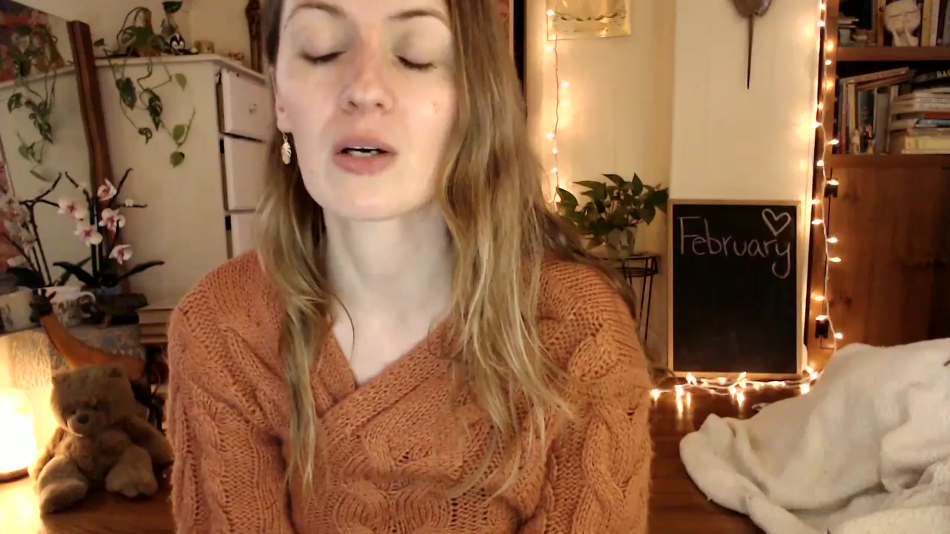 Gallery image thumbnail from WildflowerEm's myfreecams stream on, 02/08/2025, 23:06 image 5 of 20