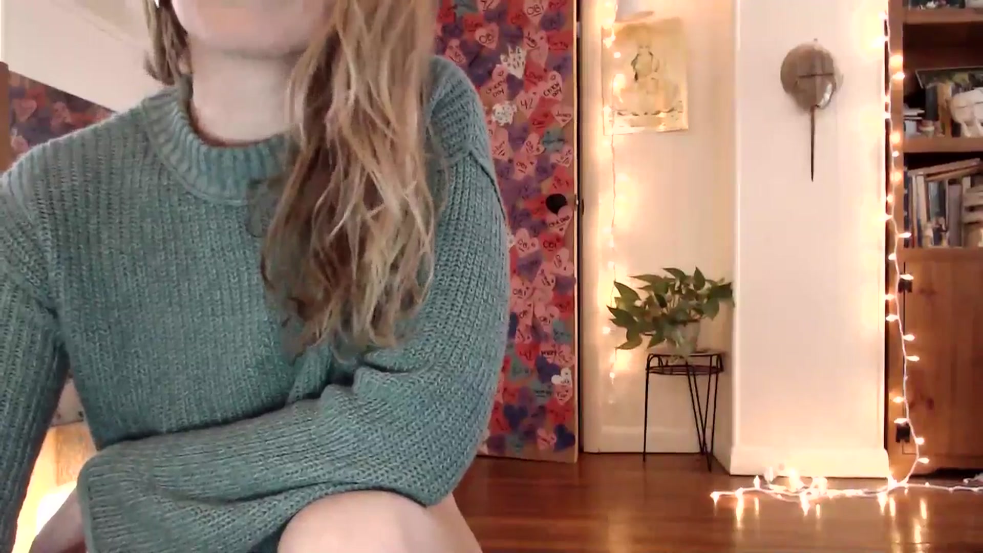 Gallery image thumbnail from WildflowerEm's myfreecams stream on, 02/11/2025, 20:14 image 10 of 20