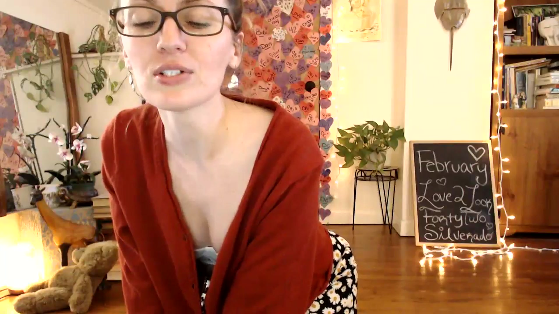 Gallery image thumbnail from WildflowerEm's myfreecams stream on, 02/18/2025, 23:20 image 5 of 20